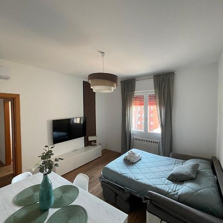 Soleo Guesthouse Monza Buitenkant foto
