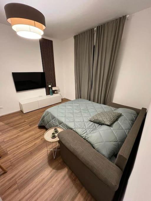 Soleo Guesthouse Monza Buitenkant foto