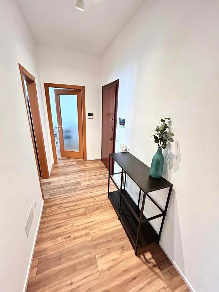 Soleo Guesthouse Monza Buitenkant foto