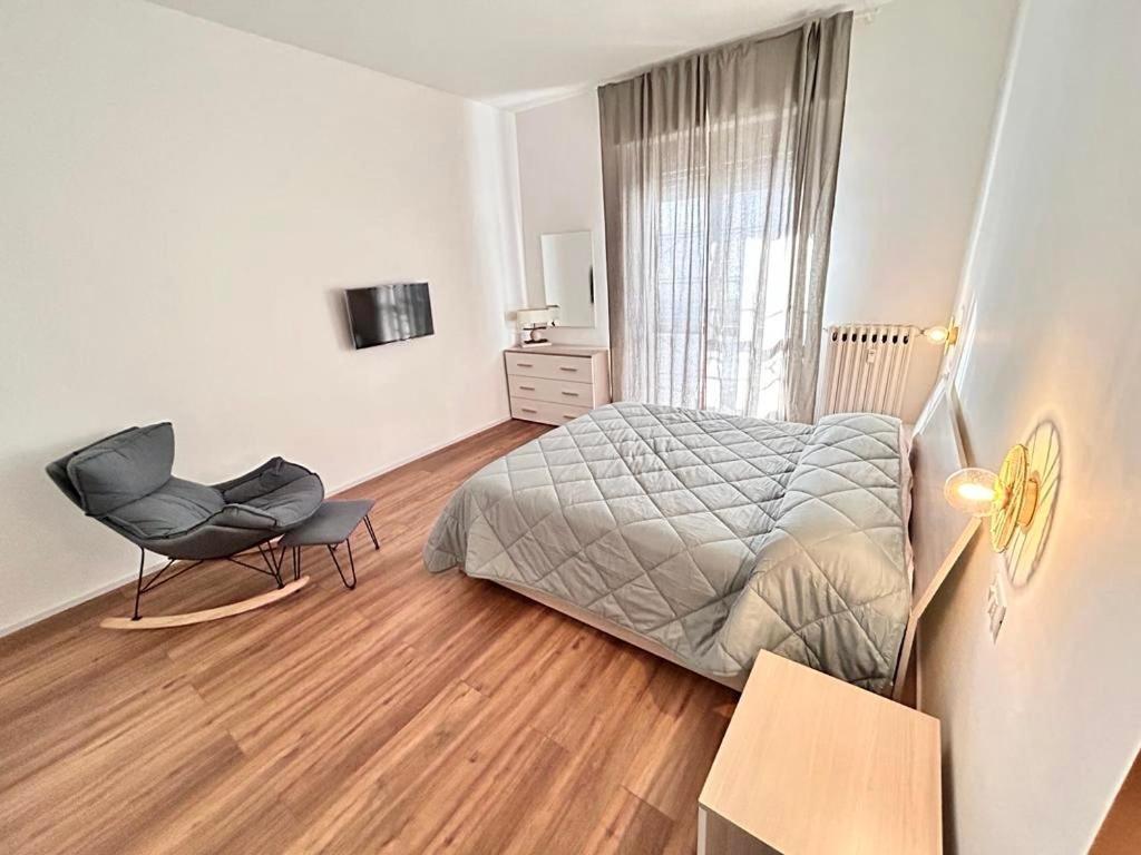 Soleo Guesthouse Monza Buitenkant foto